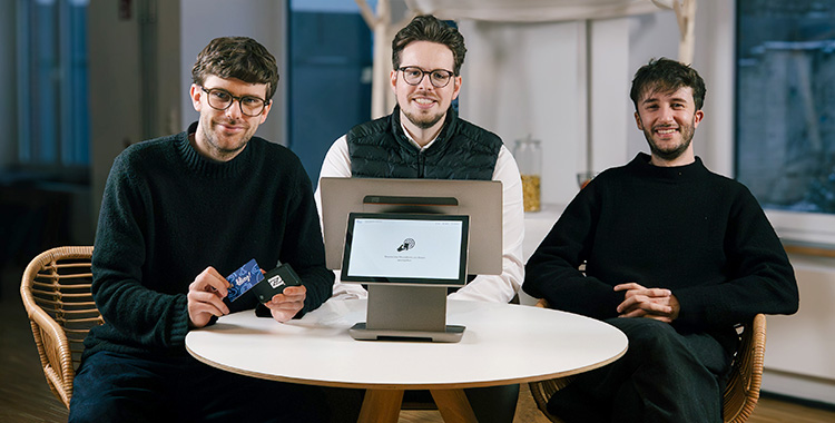 Bling-Co-Founder Nils Feigenwinter, Co-Founder Leon Stephan und Fabian Figueroa Authenac, verantwortlich für Bling Mensa