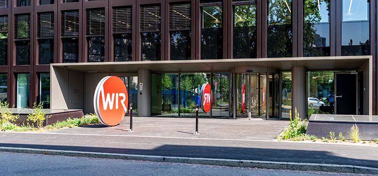 Die Frontansicht des Hauptsitzes der Bank WIR in Basel