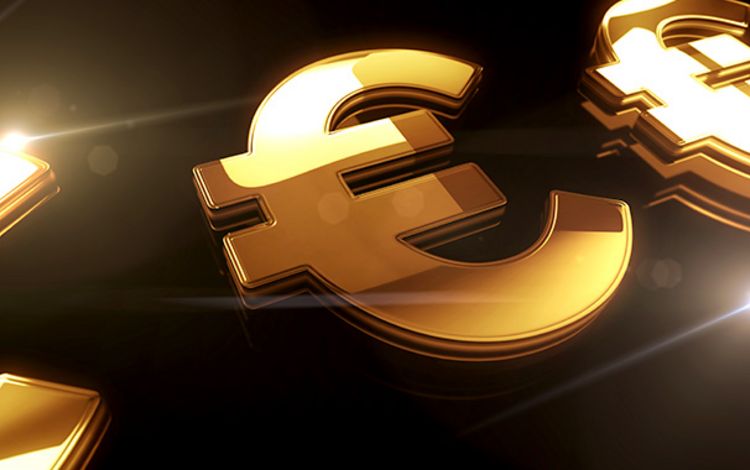 Euro-Symbol in Gold geprägt als Symbol für EUR-Stablecoins
