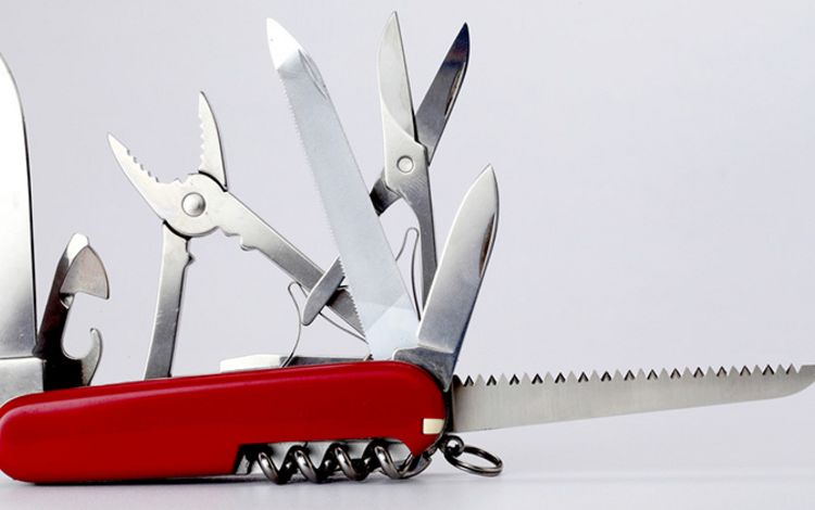 Taschenmesser mit zahlreichen Funktionen